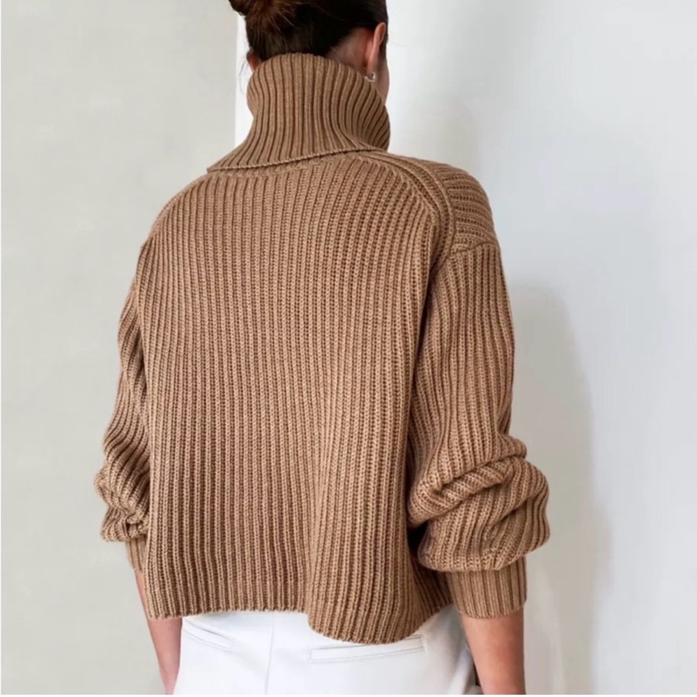 Aritzia Babaton Women's oversized M Tan Sweater - Picture 3 of 7